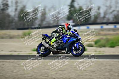 media/Apr-18-2025-TrackDaz (Fri) [[45f5874c44]]/C Group/Session 1 (Turn 7)/